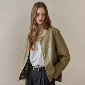 [MAXZA] 라운드 카라 페이크레더 자켓(베이지/브라운/카키)