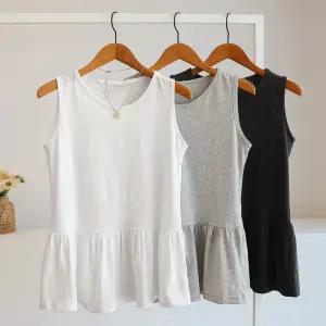 [잇수다] 1&1 아가렛 프릴 플레어 라운드 나시 티셔츠