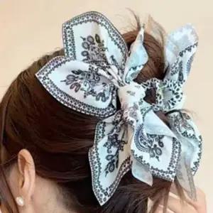 [콩심팥심]페이즐리 올림머리 집게핀 헤어핀 머리핀 ST379