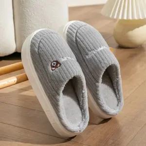 [GS마켓] 곰돌이 겨울 방한 거실 사무실 실내화 슬리퍼 거실화