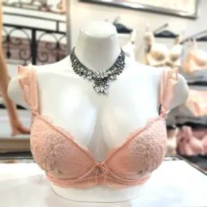 [에블린] 에블린 (D컬렉션) 빈티지플라워 퍼펙트푸쉬 브라 EBBRD4T07D