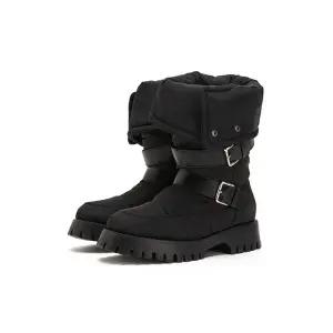 [모다아울렛][에고이스트]EQ4AS962버클장식포인트투웨이패딩부츠_DJ