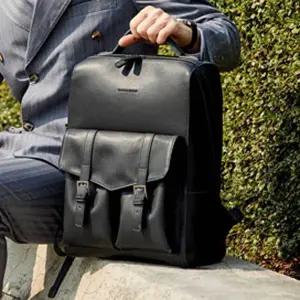 [하프클럽/]데일리 가죽 백팩 30대 직장인 서류 가방 정장 코디