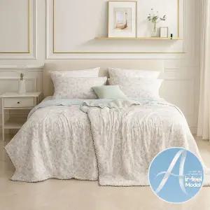[롯데백화점]박홍근홈패션 공기처럼 가볍고 실크처럼 부드러운 사계절 이불 퀸(Q) 1장