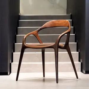 편한 호두 테이블 원목 월넛 의자 나무 식탁 엔틱 카페 인테리어