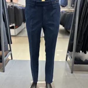 [모다아울렛][레노마 옴므]FW 가을,겨울 네이비 슬랙스 팬츠 QCMCP01_BP