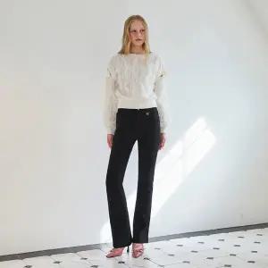 [에고이스트](대전신세계)[BLUE LABEL] 속기모 스판 슬림 부츠컷 팬츠 (ER4OPT03)