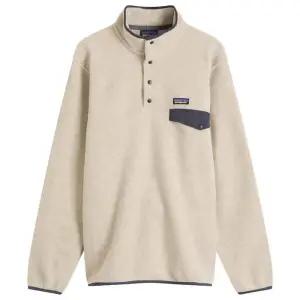 [밀라코/당일] 파타고니아 라이트웨이트 신칠라 스냅-T 플리스 풀오버 오트밀 25551 OTSM