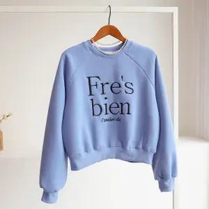 [잇수다] 푸렐빈 양기모 레터링 자수 루즈핏 맨투맨