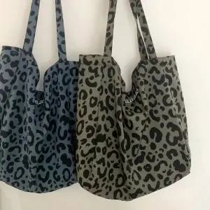 [아도라하우스]어반백 여성숄더/쇼퍼백 호피 숄더백URB_W328