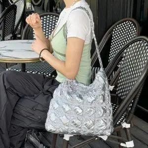 [아도라하우스]어반백 여성숄더/쇼퍼백 팝콘 숄더백URB_W334