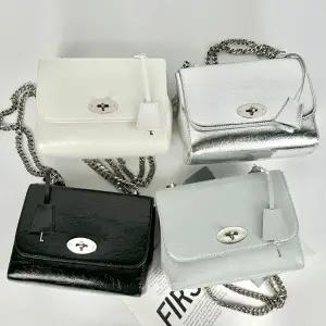 [아도라하우스]어반백 여성숄더/쇼퍼백 가죽 체인끈숄더백URB_W345