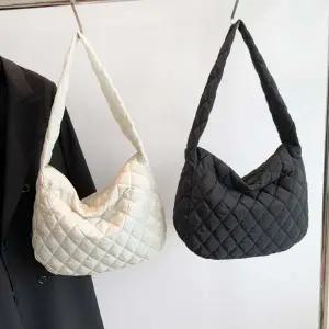 [아도라하우스]어반백 여성숄더/쇼퍼백 숄더백URB_W406