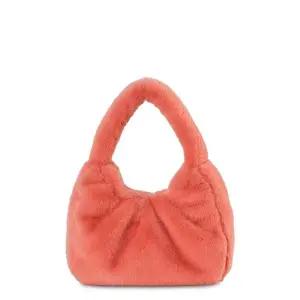 [아도라하우스]어반백 여성토트백 페이크퍼 토트백URB_W954