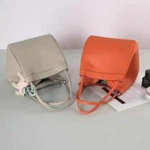 [아도라하우스]어반백 여성토트백 가죽 토트백(대)URB_W960