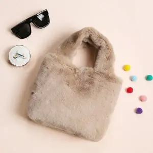 [아도라하우스]어반백 여성토트백 페이크퍼토트백URB_W995