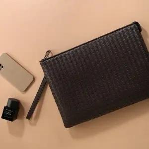 [아도라하우스]어반백 여성클러치백 가죽 클러치백URB_W882