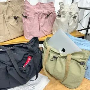 [아도라하우스]어반백 캐주얼숄더백 나일론 숄더백URB_W1202