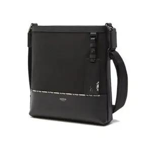 [헤지스](광주신세계)[HAZZYS ACC][CHESTER] 블랙 나일론 혼방 체크라인 크로스백 HJBA5E061BK