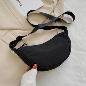 [G3L0Q68]미니 버킷백 반달 쉐입 코스 크로스백 69