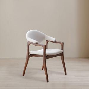 스코나 하우드 애쉬 원목 실리콘레더 식탁의자