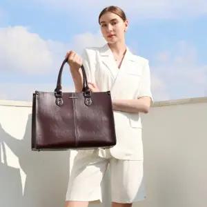 [선물증정] 힐링그래스 소가죽 오피스 빅 숄더 토트백 노트북 수납 가능 HGSG1129