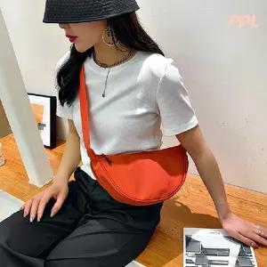 학생 메신저백 반달 크로스백 나일론 데일리백 생활 방수 숄더백 캐주얼