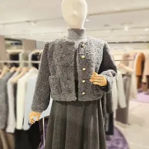 [라인스튜디오원2] 부클라운드넥재킷 (NVJKPK9700)