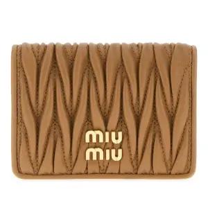 카멜 나파 가죽 스티치 패턴 카드지갑 5MC103AFPP F098L