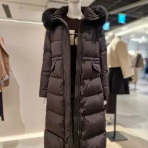 24 F W 잇미샤 폭스 후드 롱 구스다운 ITOBZPD330