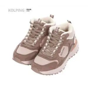 [롯데백화점]콜핑 LD18 여성 겨울 초경량 방한 미들컷 트레일 부츠 KVM1383W