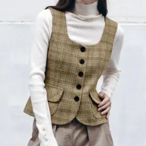 울 블렌디드 체크 베스트