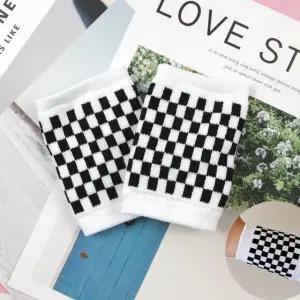 sDD 패션 손목 아대 구기 운동 헬스 보호대 블랙 1P (WFHUAH6)