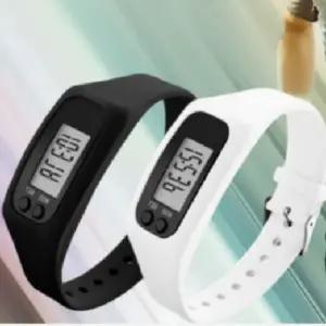 스마트 만보기 러닝 손목 시계 만보계 팔찌 케이스포함 이동거리 칼로리