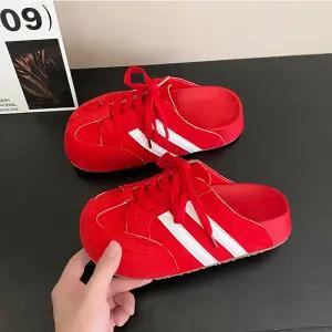 삼선 스니커즈 통굽 슬리퍼