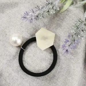 [콩심팥심]방울진 주자 개머리 끈 아이보리 헤어슈슈