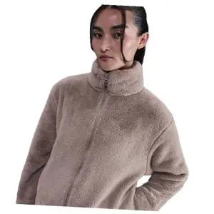 [나이키]스포츠웨어 에센셜 여성 하이파일 플리스 재킷 HV2816-271 509020