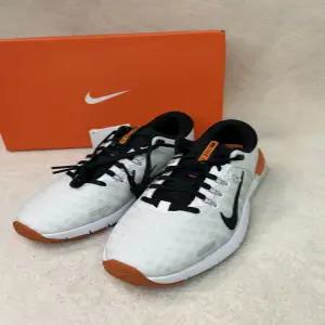 국내매장판 나이키 프리 골프 NN 와이드 남성골프화 스크린골프화 라운딩 FQ7875-103