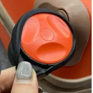 [라일리] Rly 실리콘 캐리어 바퀴 커버 블랙 의자바퀴커버 휠커  42557647)