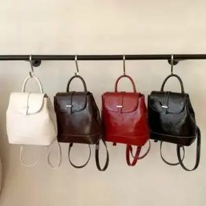 라탄 비닐 보부상 미니백팩 여성 레더 백팩