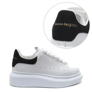 [알렉산더맥퀸] 20SS 오버솔 오버사이즈 스니커즈 (587691_WHX12_9061_20S)