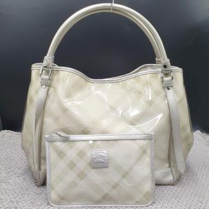 버버리 파우치있는 여성 쇼퍼백 숄더백 서류가방 책가방 중고 명품 가방 은피아노