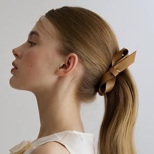 [장폴클라리쎄]매트 레더 바나나핀 JP-25-033BA