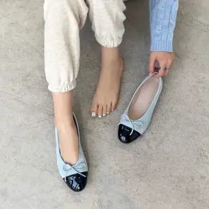 SOVO 로리카 리본 플랫슈즈 1cm