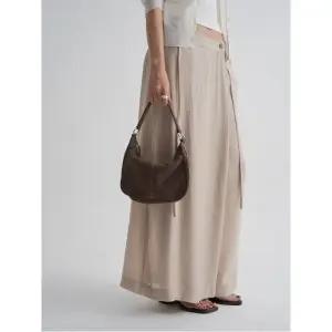 리얼 스웨이드 미니 숄더백 브라운 (1959D3WY2D)