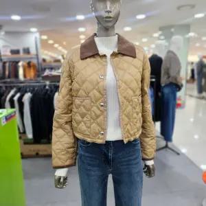 시슬리/애플아울렛/브랜디 코듀로이 카라 퀼팅 패딩 점퍼 SAJP34461