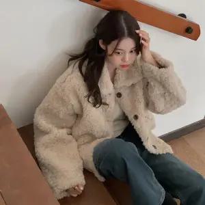 [코코블랑] 틸즈 퍼 자켓