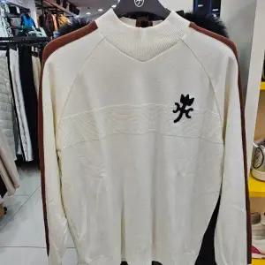 [까스텔바작]BGBWSW205WH  남성 라인 배색 하이넥 방풍 니트_DG