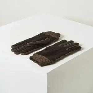 [NS홈쇼핑]헤지스핸드백 HJGV5F110W3 브라운 소재배색 염소가죽 장갑[35563913]