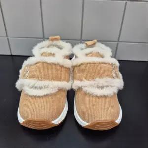 [아가방]코타퍼배색운동화 01S776401_CJ